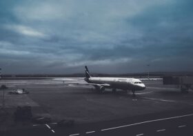 Transfery na lotnisko – czemu się cieszą tak dużą popularnością