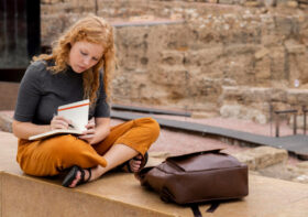 Dlaczego plecaki vintage dla uczniów są obecnie tak popularne